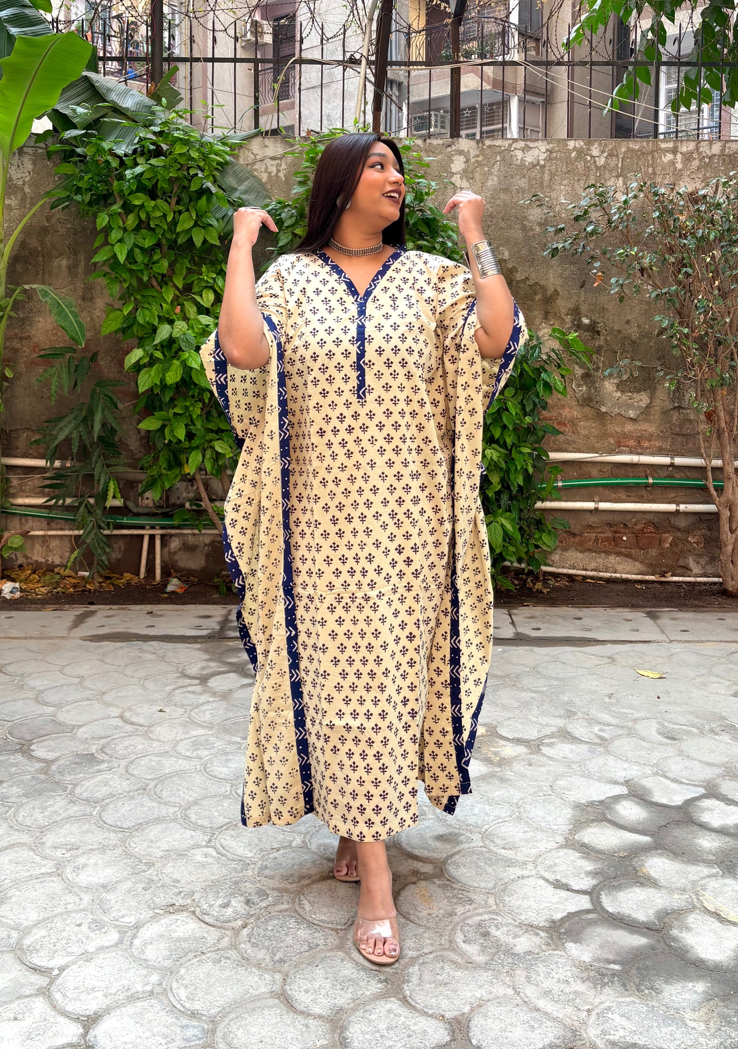 Nyra Kaftan